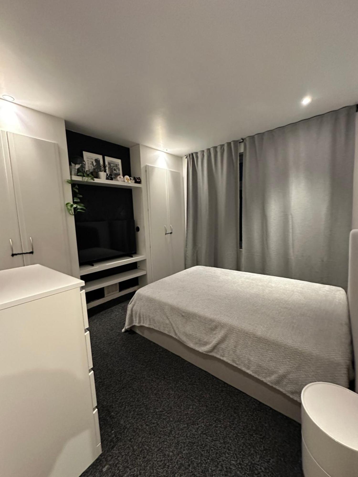 Luxury Bedroom Excel ロンドン エクステリア 写真